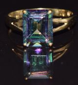A 9k gold ring set with mystic topaz, size O, 2.1g