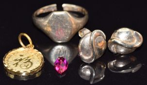 A 9ct gold signet ring, pair of 9ct gold earrings (5.7g), a loose ruby and 22ct gold pendant (1.3g)