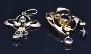 Two Edwardian 9ct gold pendants, 4.2g
