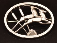 Silver brooch depicting Springbok by Ivan Tarratt by Geoffrey Bellamy