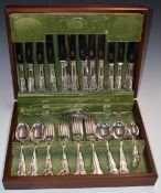 Ten place setting canteen of King's pattern silver plated cutlery, width of canteen 39cm