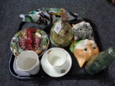 A tray of lobster dish, commemorative cup and saucer,