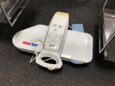 A Fast Press steam iron press