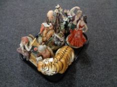 A tray of Italian figures