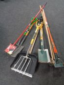 Four bundles of assorted garden tools