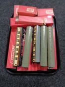 A tray of boxed and unboxed Hornby 00 rolling stock, restaurant cars, corridor coaches,