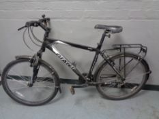 A Giant Boulder hybrid bike.