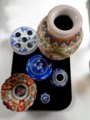 A tray of oriental ceramics to include Satsuma vase, Imari scalloped edge bowl,