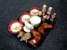 A tray containing miscellaneous ceramics to include Wade tortoises,