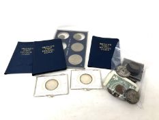 A quantity of coins to include decimal coins, commemorative crowns,