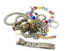 A small quantity of costume jewellery, bracelets,