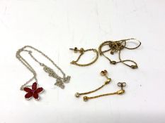 A small quantity of costume jewellery to include pendant, chain,