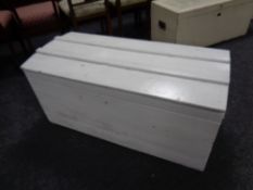 A painted pine trunk (white)