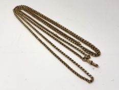A 9ct gold muff chain, 28.
