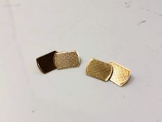 A pair of 9ct gold cuff links. CONDITION REPORT: 3.