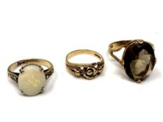 Three 9ct gold rings. CONDITION REPORT: 7.2g gross.