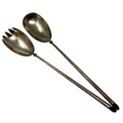 A pair of Victorian silver salad servers, A & J Zimmerman Ltd, Birmingham 1900, length 29cm.