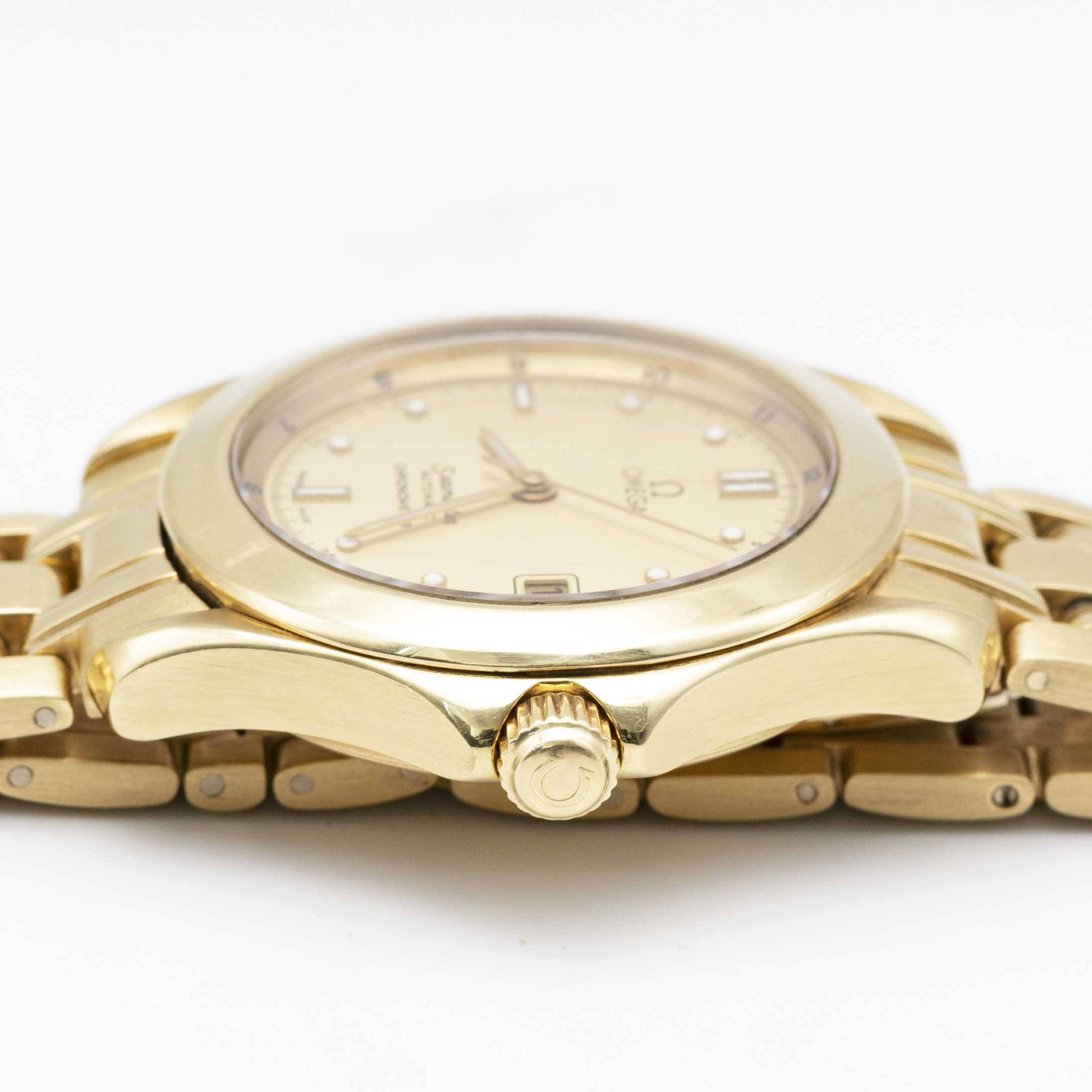 A GENTLEMAN'S 18K SOLID GOLD OMEGA SEAMASTER 120 AUTOMATIC CHRONOMETER BRACELET WATCH CIRCA 1990, - Image 8 of 10