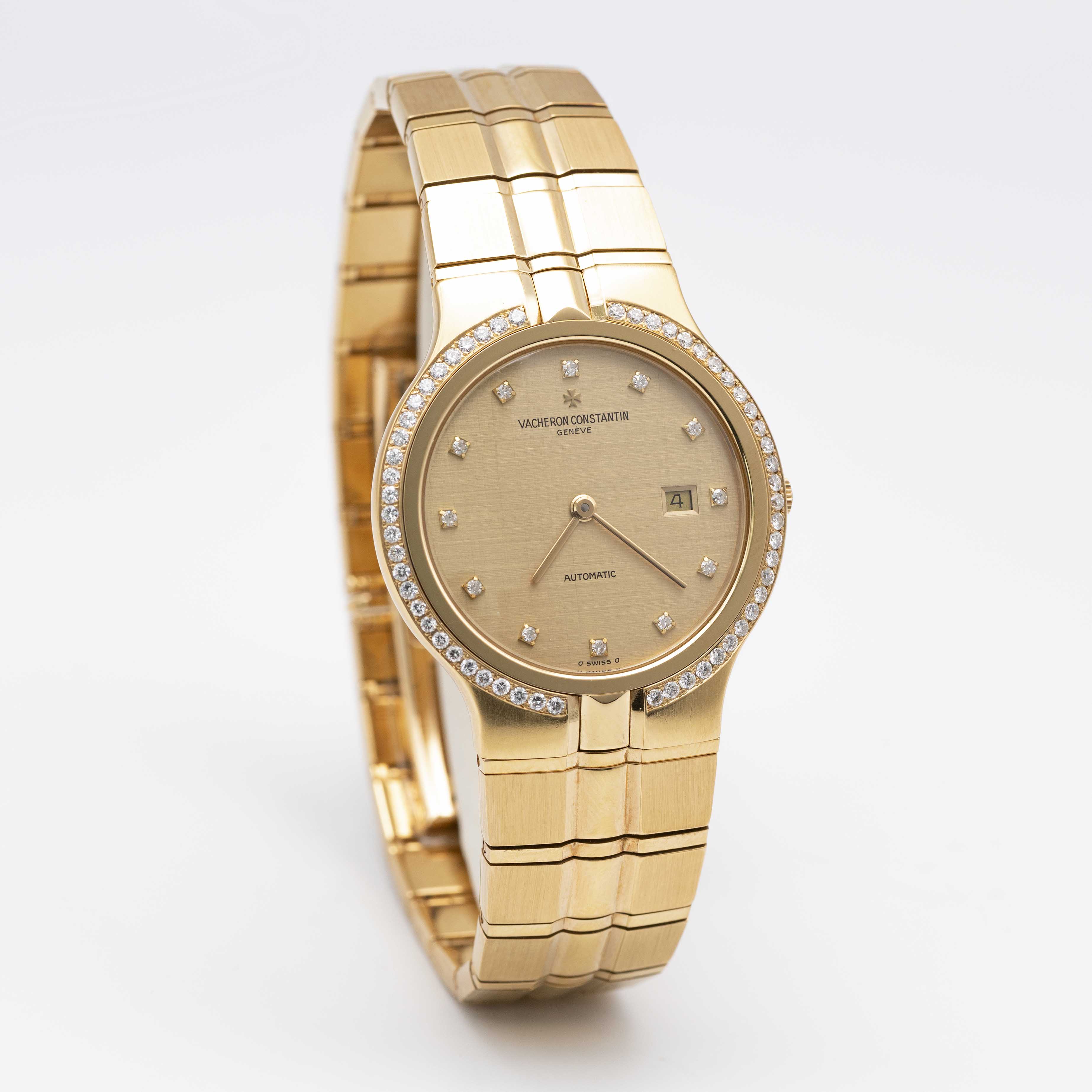 A FINE GENTLEMAN'S SIZE 18K SOLID GOLD & DIAMOND VACHERON CONSTANTIN PHIDIAS AUTOMATIC BRACELET - Image 5 of 11
