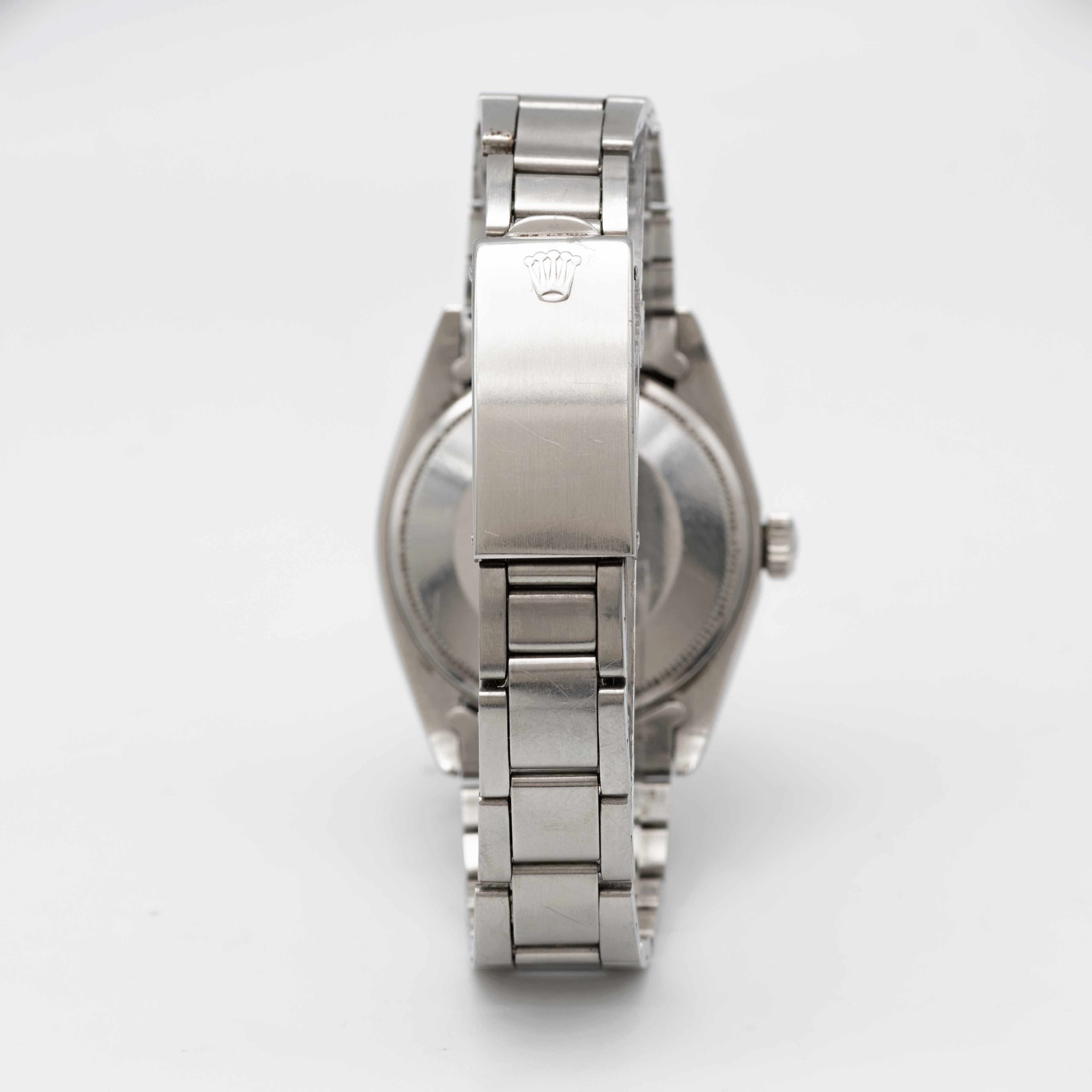 A GENTLEMAN'S STAINLESS STEEL ROLEX OYSTER PERPETUAL DATE BRACELET WATCH CIRCA 1969, REF. 1500 - Image 5 of 9