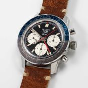A GENTLEMAN'S STAINLESS STEEL HEUER AUTAVIA COMPRESSOR GMT CHRONOGRAPH WRIST WATCH CIRCA 1970,