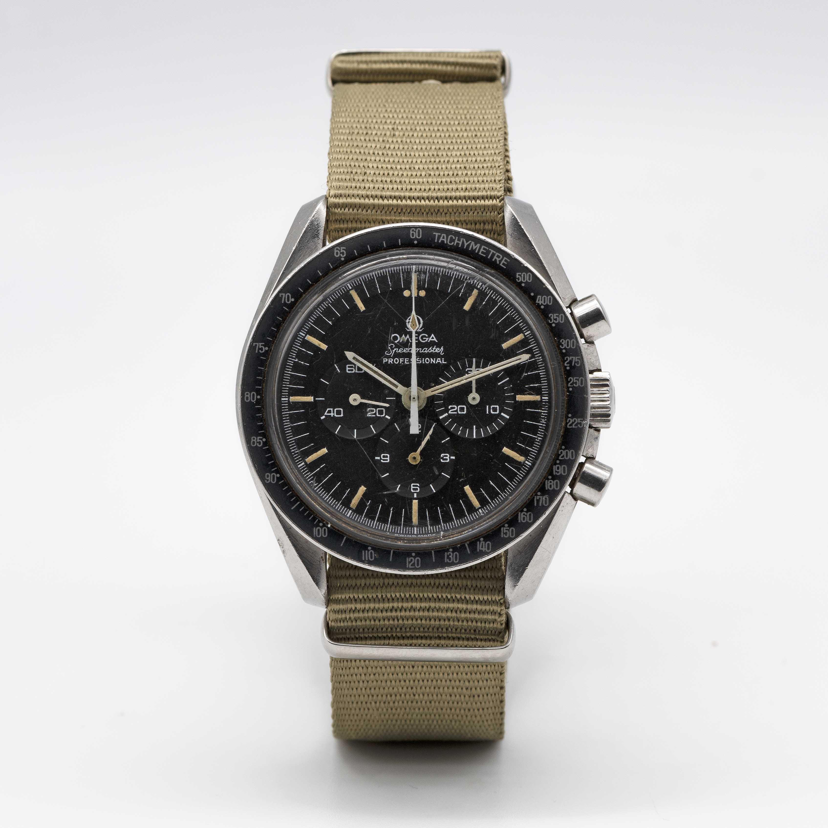 A GENTLEMAN'S STAINLESS STEEL RHODESIAN MILITARY AIR FORCE OMEGA SPEEDMASTER PROFESSIONAL - Image 3 of 9