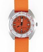 A GENTLEMAN'S STAINLESS STEEL DOXA SUB 300T PROFESSIONAL SYNCHRON DIVERS WRIST WATCH CIRCA 1970s