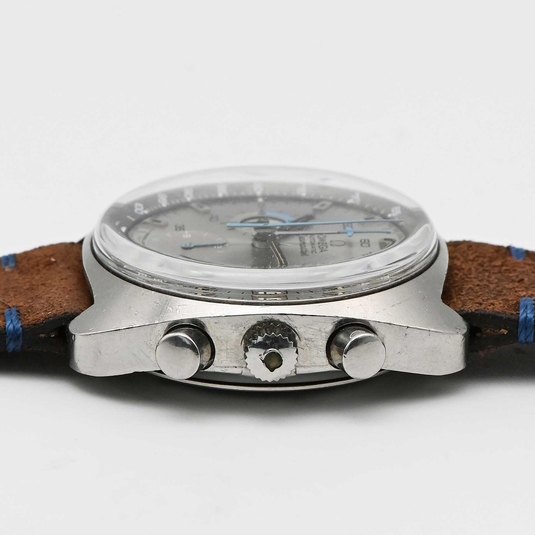 A GENTLEMAN'S STAINLESS STEEL OMEGA SEAMASTER AUTOMATIC CHRONOGRAPH WRIST WATCH CIRCA 1971, REF. - Image 7 of 8