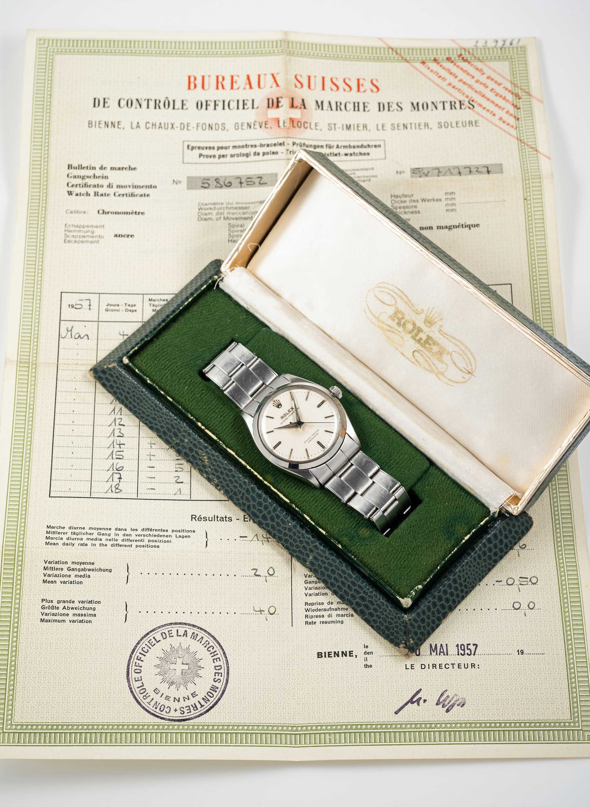 A GENTLEMAN'S STAINLESS STEEL ROLEX OYSTER PERPETUAL BRACELET WATCH DATED 1957, REF. 6564 WITH - Image 2 of 12