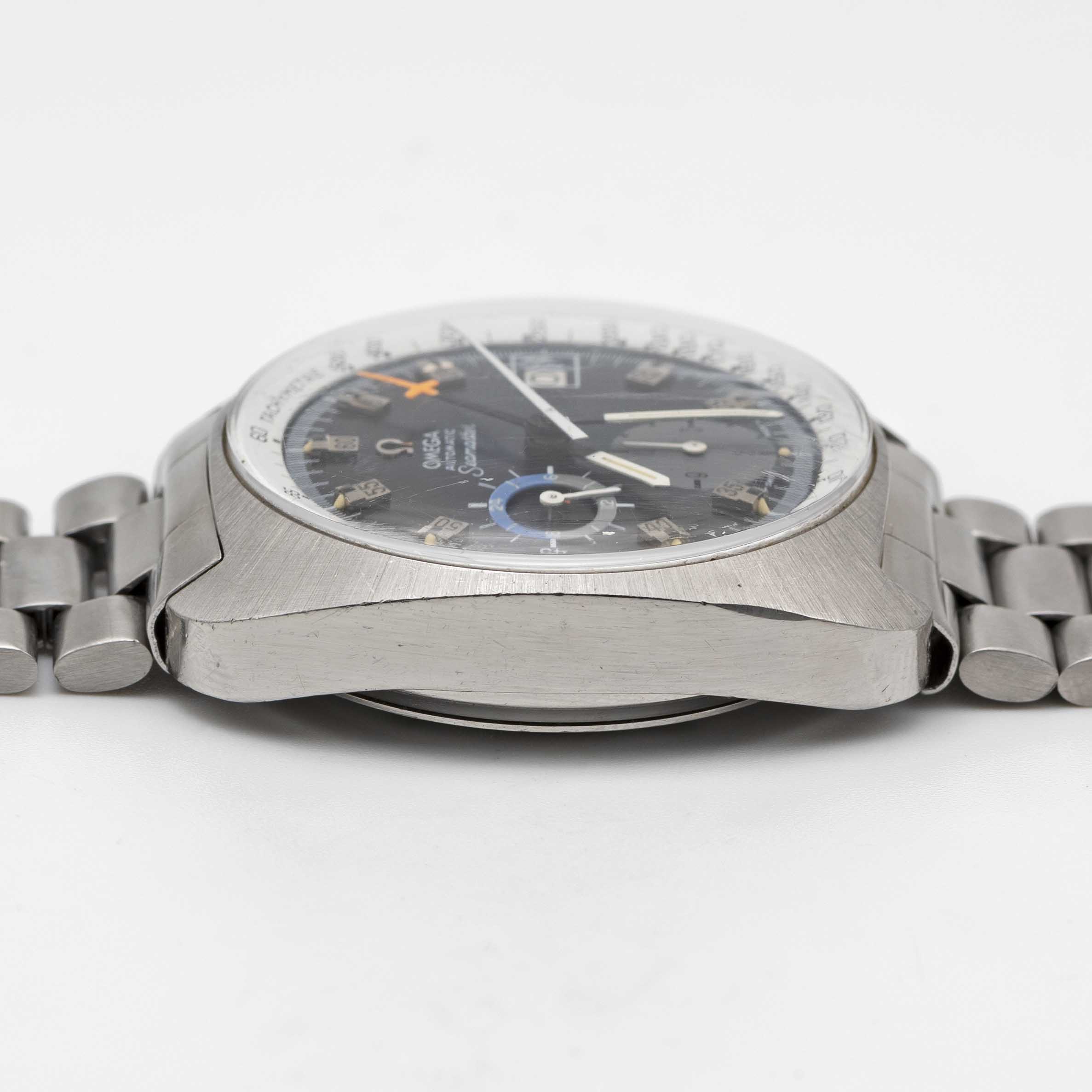 A GENTLEMAN'S STAINLESS STEEL OMEGA SEAMASTER AUTOMATIC CHRONOGRAPH BRACELET WATCH CIRCA 1973, - Image 9 of 9