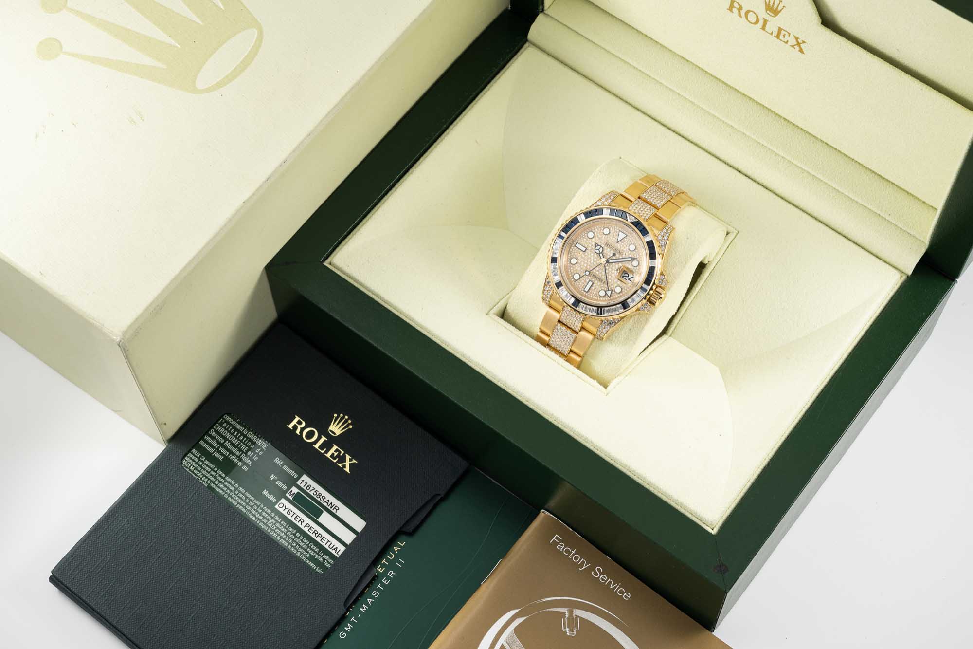 A FINE & RARE 18K SOLID YELLOW GOLD, DIAMOND & SAPPHIRE ROLEX OYSTER PERPETUAL DATE GMT MASTER II - Image 4 of 12