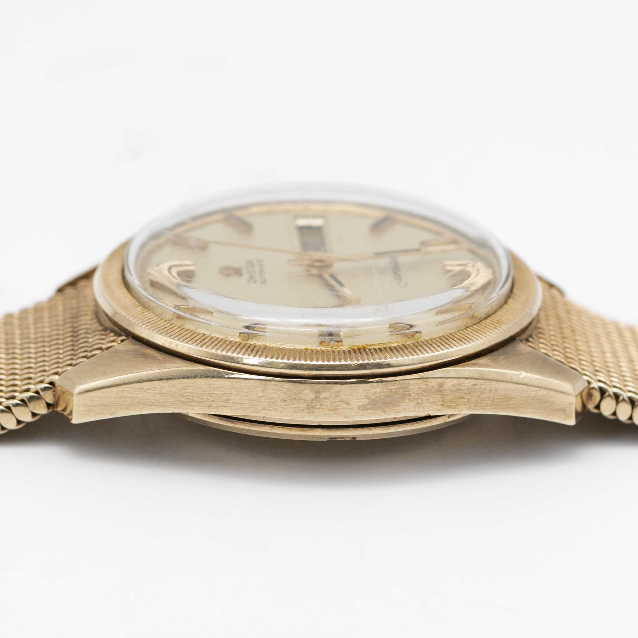 A GENTLEMAN'S SIZE 9CT SOLID GOLD OMEGA SEAMASTER DAY DATE AUTOMATIC BRACELET WATCH CIRCA 1971, REF. - Image 9 of 9