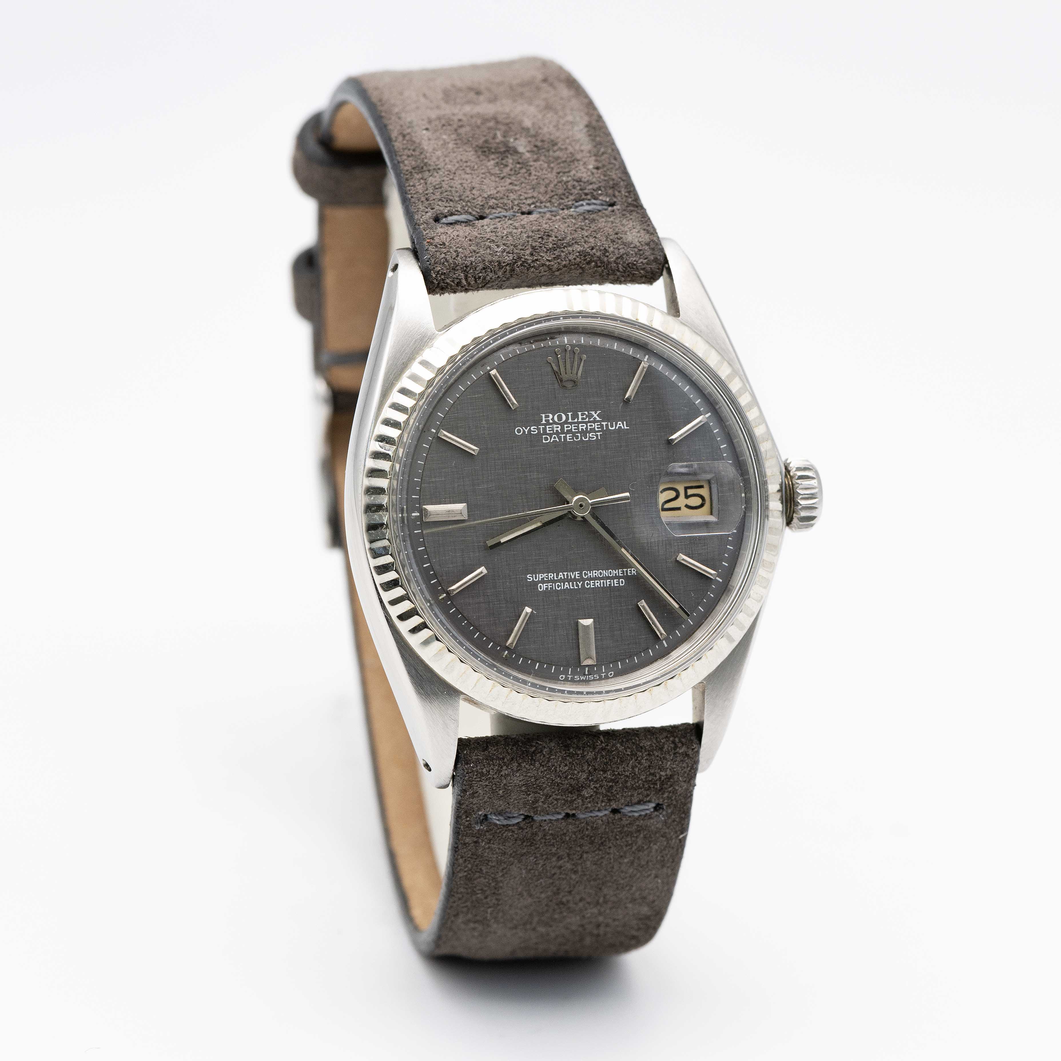 A GENTLEMAN'S STAINLESS STEEL ROLEX OYSTER PERPETUAL DATEJUST WRIST WATCH CIRCA 1970, REF. 1601 WITH - Image 4 of 8