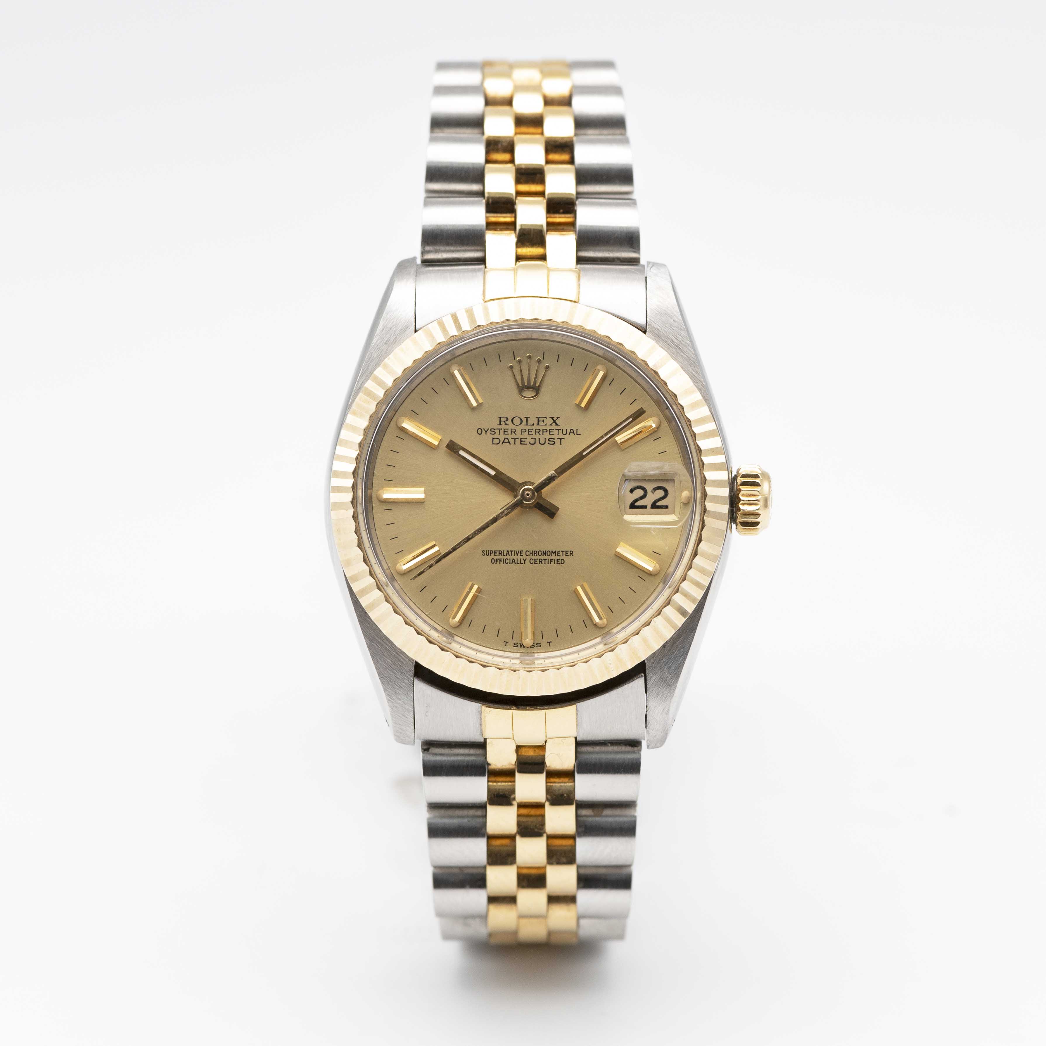 A MID SIZE STEEL & GOLD ROLEX OYSTER PERPETUAL DATEJUST BRACELET WATCH CIRCA 1983, REF. 6827 - Image 2 of 9