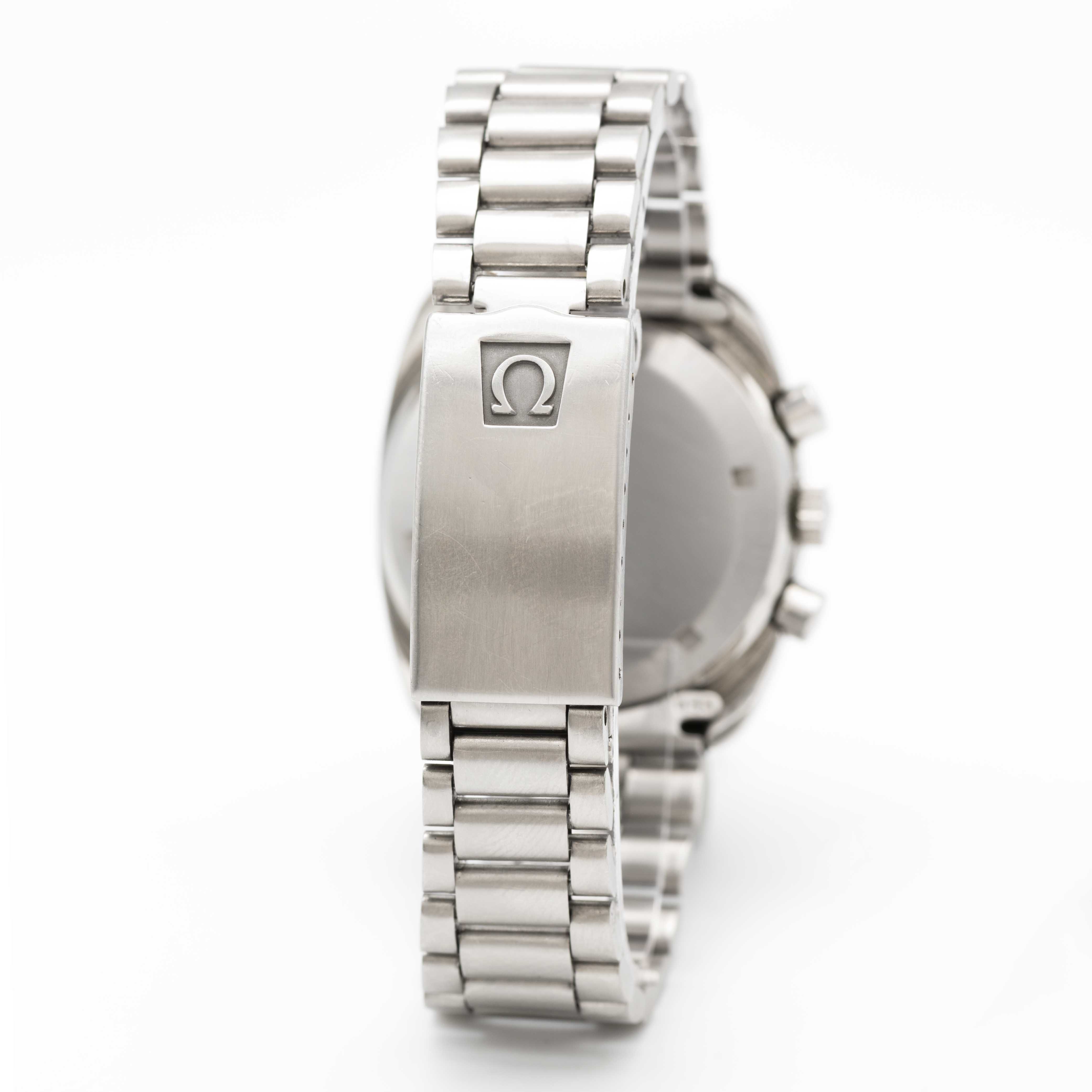 A GENTLEMAN'S STAINLESS STEEL OMEGA SEAMASTER AUTOMATIC CHRONOGRAPH BRACELET WATCH CIRCA 1973, - Image 5 of 9