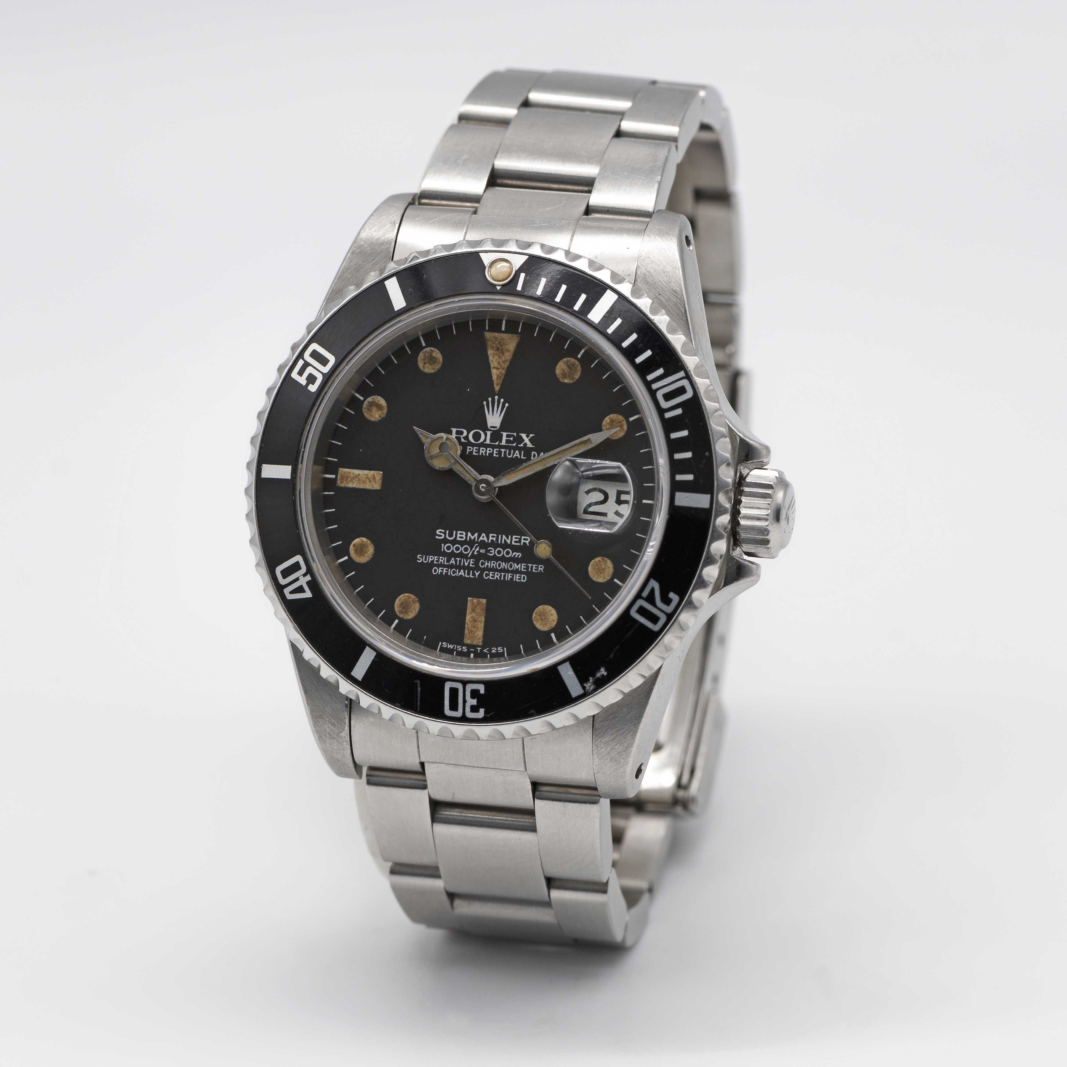 A GENTLEMAN'S STAINLESS STEEL ROLEX OYSTER PERPETUAL DATE SUBMARINER BRACELET WATCH CIRCA 1984, REF. - Image 3 of 9