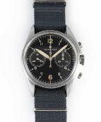 A GENTLEMAN'S STAINLESS STEEL BRITISH MILITARY ROYAL NAVY HAMILTON PILOTS CHRONOGRAPH WRIST WATCH