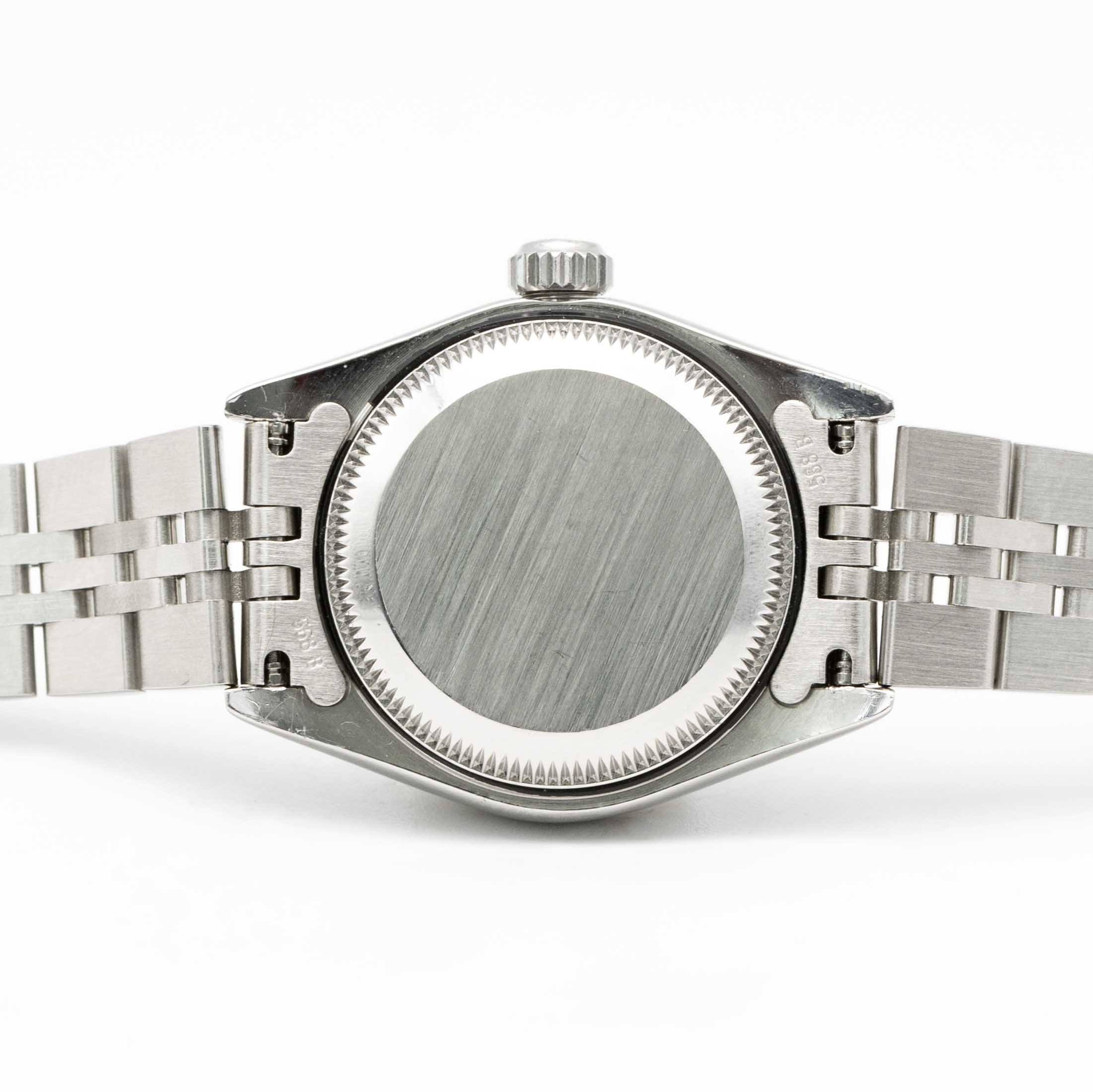 A LADIES STAINLESS STEEL ROLEX OYSTER PERPETUAL DATE BRACELET WATCH CIRCA 2000, REF. 79240 - Image 6 of 9