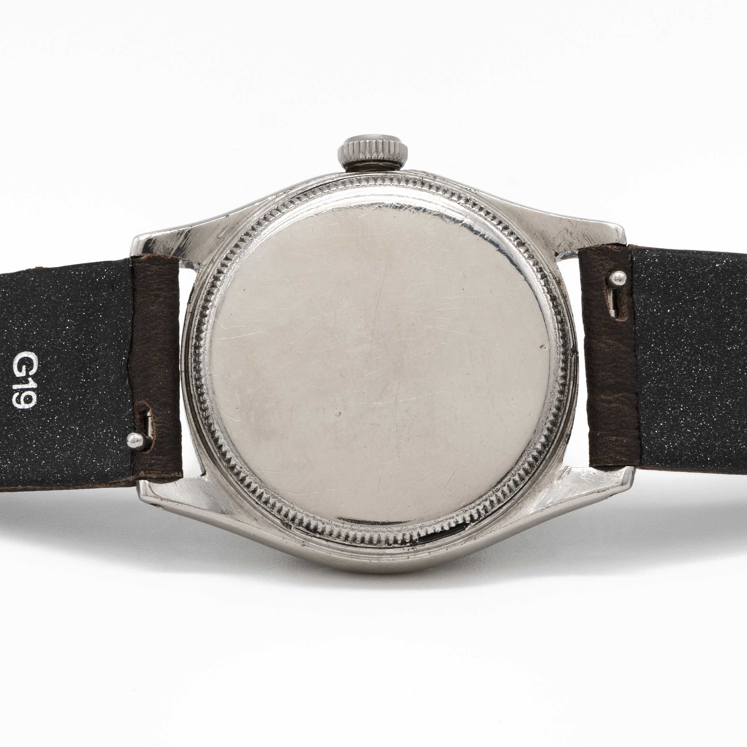 A GENTLEMAN'S STAINLESS STEEL ROLEX OYSTER ROYAL WRIST WATCH CIRCA 1945, REF. 4444 Movement: 15J, - Image 6 of 9
