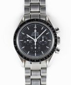 A GENTLEMAN'S STAINLESS STEEL OMEGA SPEEDMASTER PROFESSIONAL 