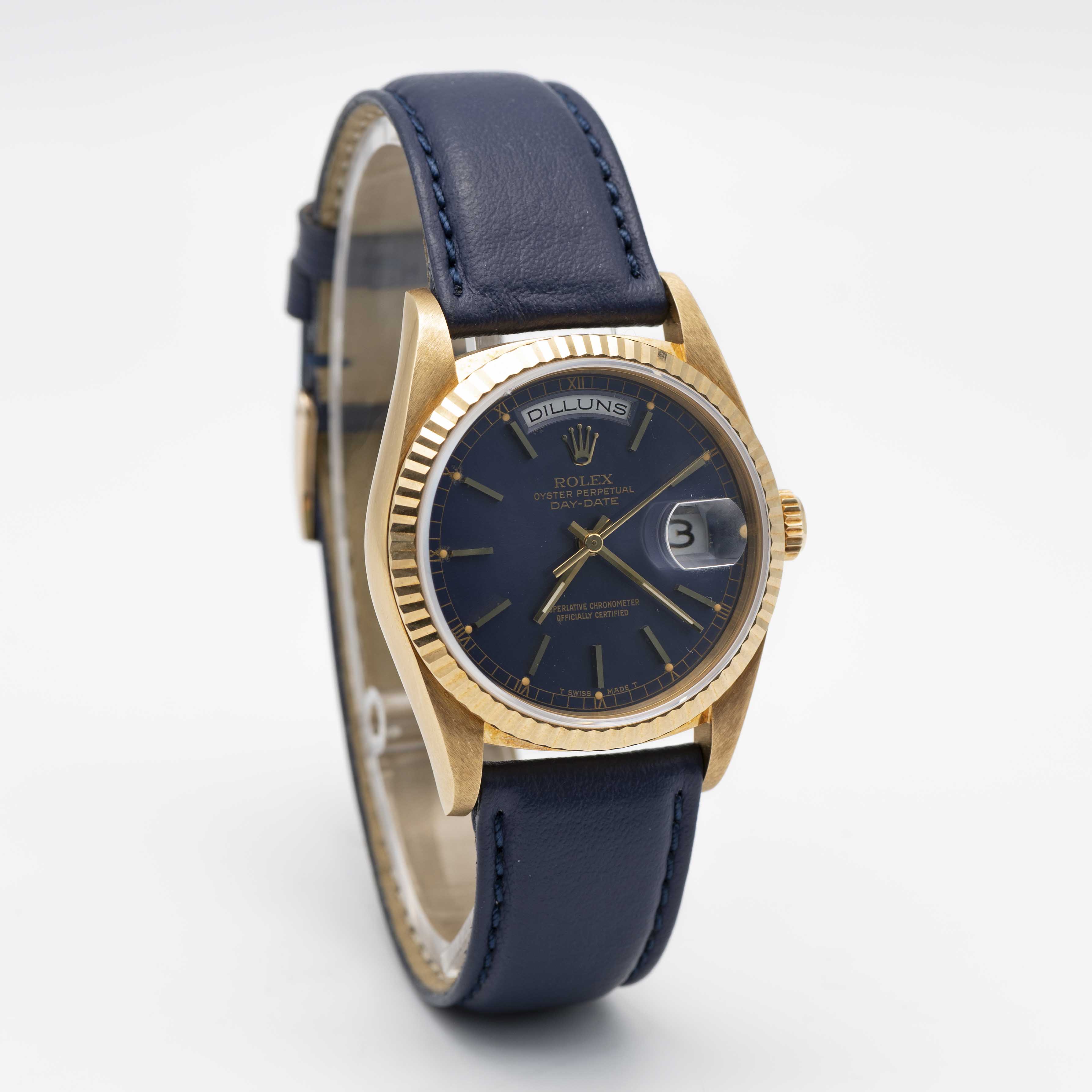 A GENTLEMAN'S 18K SOLID YELLOW GOLD ROLEX OYSTER PERPETUAL DAY DATE WRIST WATCH CIRCA 1990, REF. - Image 6 of 11