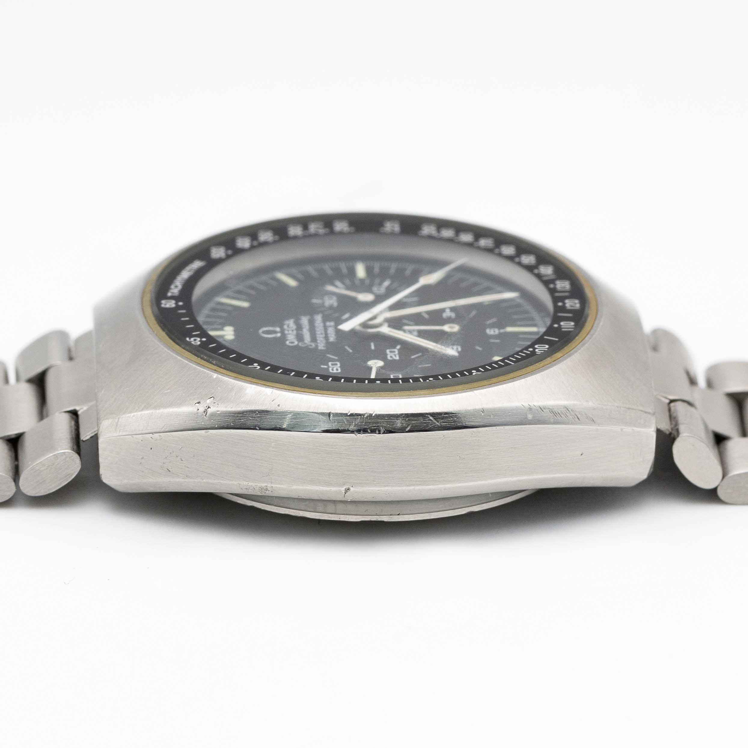 A GENTLEMAN'S STAINLESS STEEL OMEGA SPEEDMASTER PROFESSIONAL MARK II CHRONOGRAPH BRACELET WATCH - Image 9 of 9