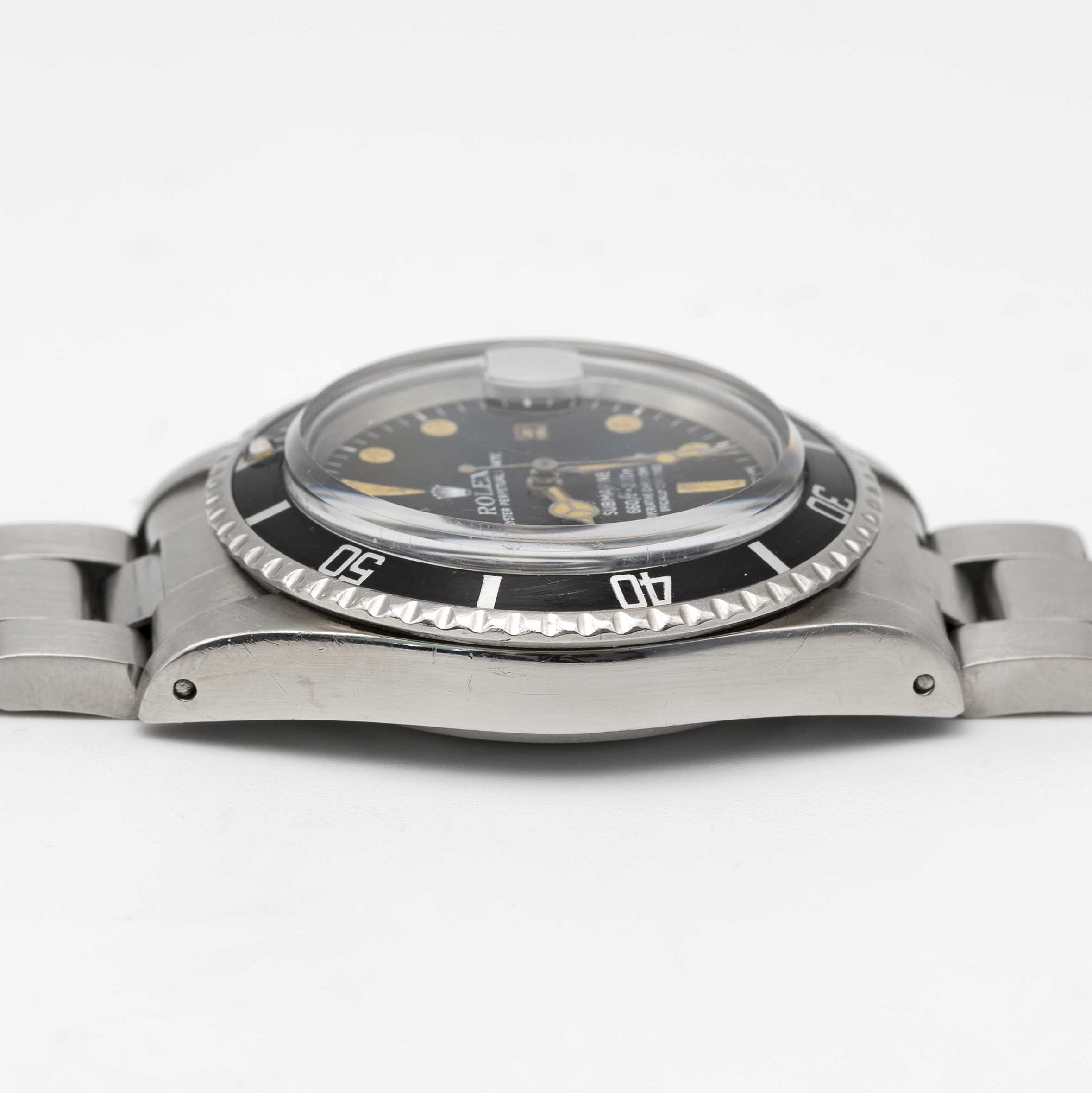 A GENTLEMAN'S STAINLESS STEEL ROLEX OYSTER PERPETUAL DATE SUBMARINER BRACELET WATCH CIRCA 1978, REF. - Image 9 of 9