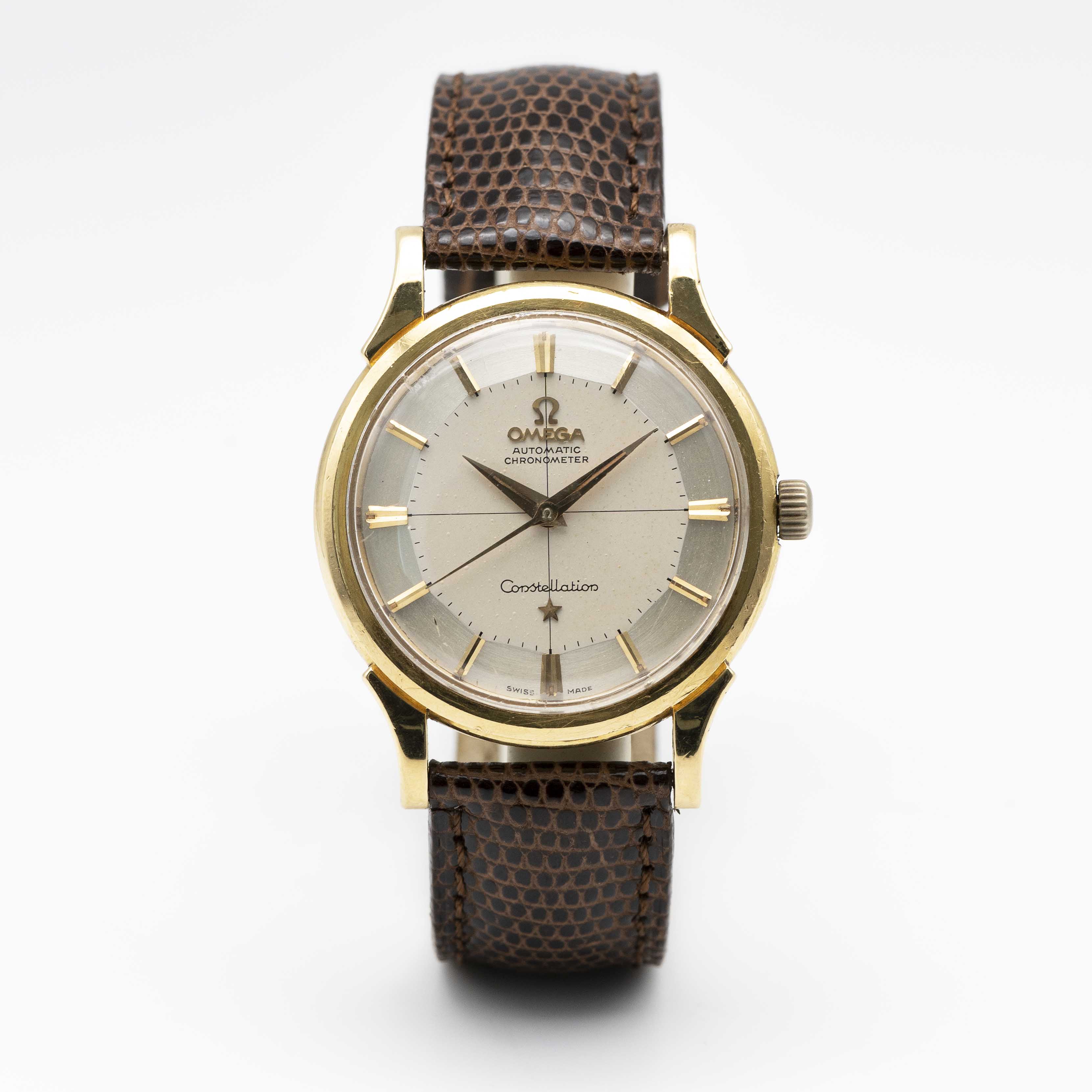 A GENTLEMAN'S 18K SOLID YELLOW GOLD OMEGA CONSTELLATION AUTOMATIC CHRONOMETER WRIST WATCH CIRCA - Image 2 of 9