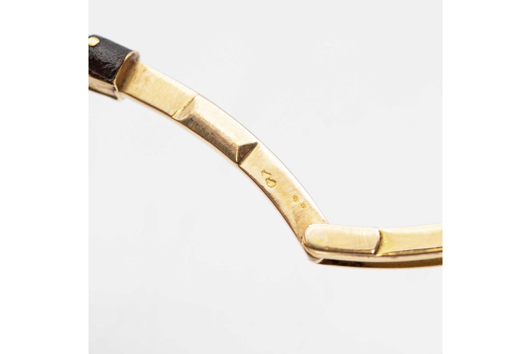 A FINE & RARE LADIES PLATINUM CARTIER FRANCE BACK WIND WRIST WATCH CIRCA 1930, THE SMALLEST EWC BACK - Image 8 of 11