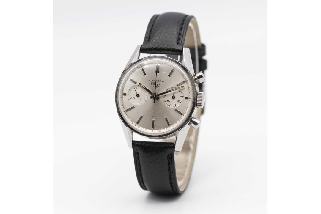 A GENTLEMAN'S STAINLESS STEEL HEUER CARRERA CHRONOGRAPH WRIST WATCH CIRCA 1960s, REF. 3647 S WITH - Image 3 of 8