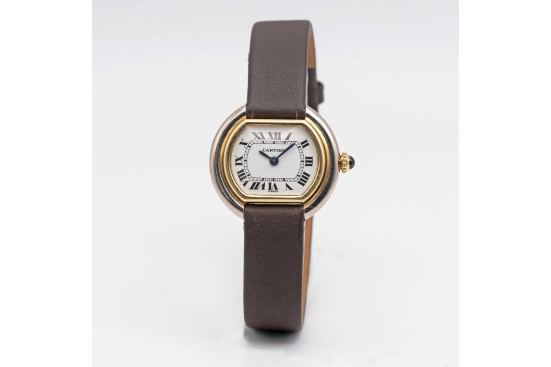 A LADIES 18K YELLOW & WHITE GOLD CARTIER PARIS ELLIPSE WRIST WATCH CIRCA 1970s, REF. 6711 - Image 2 of 10