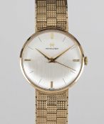 A GENTLEMAN'S 9K SOLID GOLD HAMILTON BRACELET WATCH DATED 1974 WITH ORIGINAL BOX AND GUARANTEE