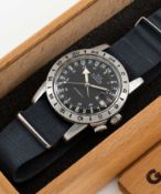 A GENTLEMAN'S STAINLESS STEEL GLYCINE AIRMAN AUTOMATIC PILOTS WRIST WATCH CIRCA 1960s, REF. 323.