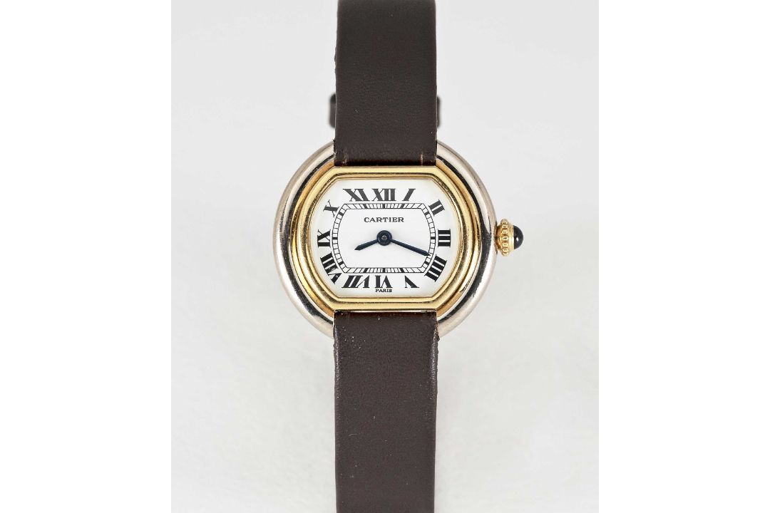 A LADIES 18K YELLOW & WHITE GOLD CARTIER PARIS ELLIPSE WRIST WATCH CIRCA 1970s, REF. 6711 - Image 1 of 10
